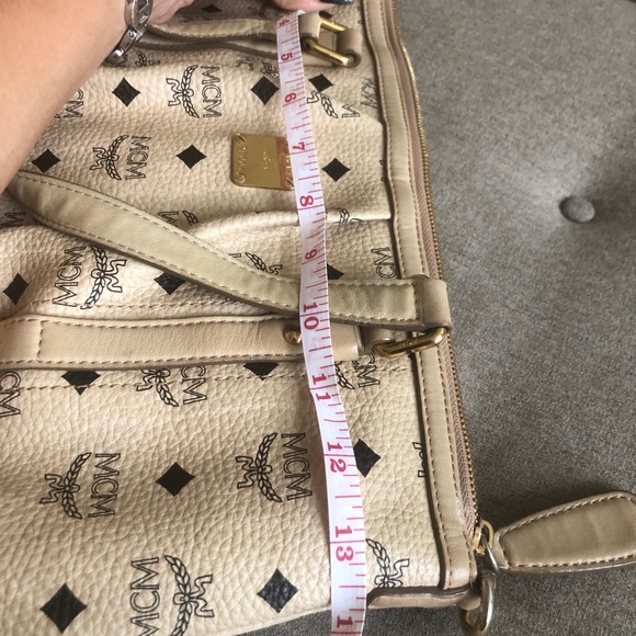 Authentic MCM Vicetos tote - Picture 8 of 8